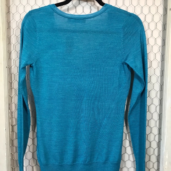 The Limited Brand XS Blue V-neck sweater - Picture 3 of 5